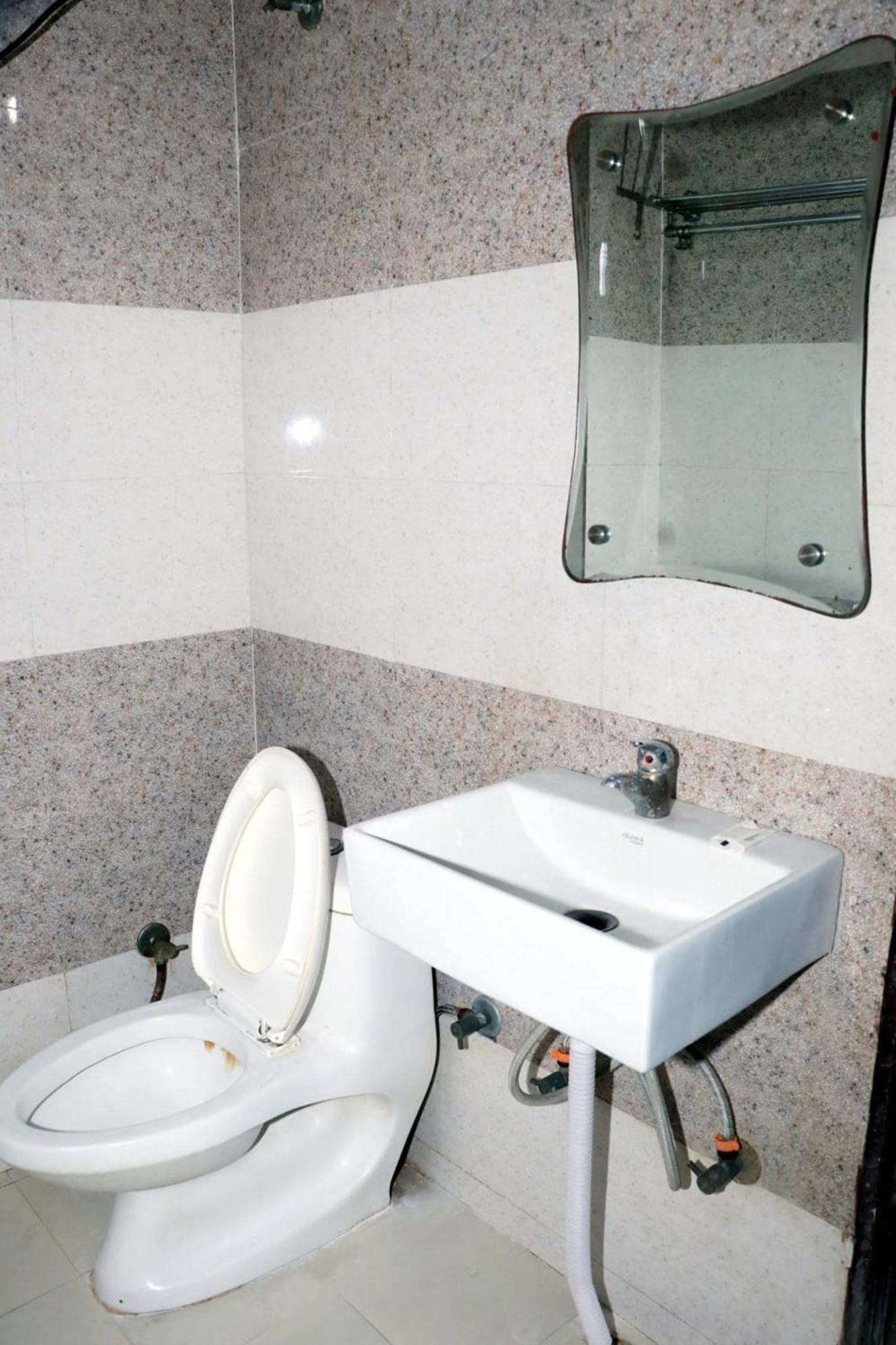 Airport Hotel Edge Home Stay Neu-Delhi Exterior foto